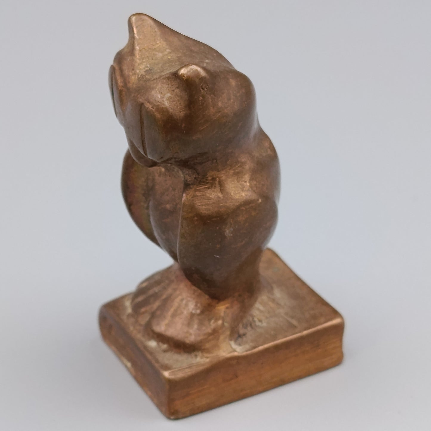 Dekorative Eule Skulptur – Antikes Design aus Metall