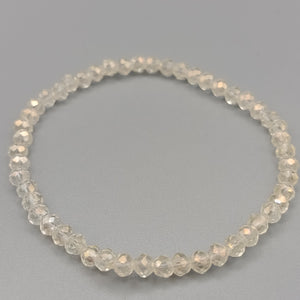 Elegantes Perlenarmband – Dezent glänzendes Design