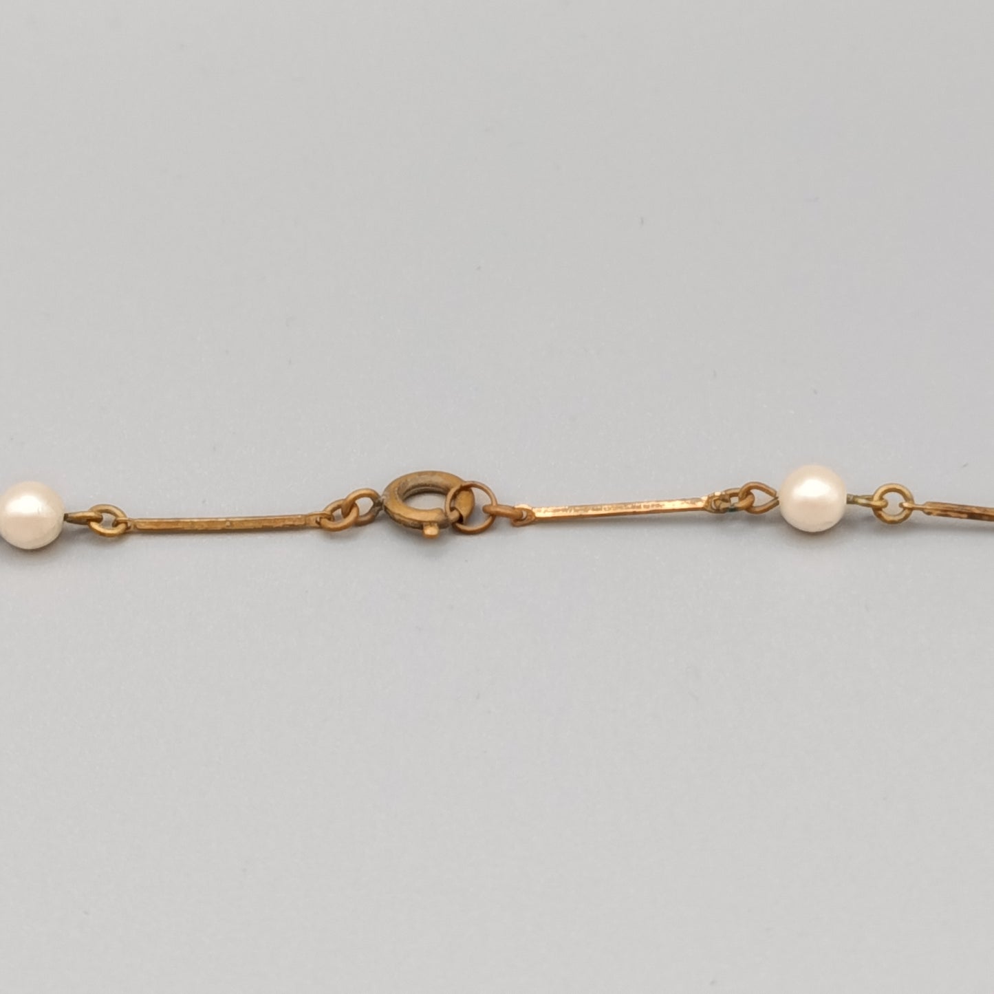 Elegante Perlenkette – Stilvolles Design mit Kristallperlen