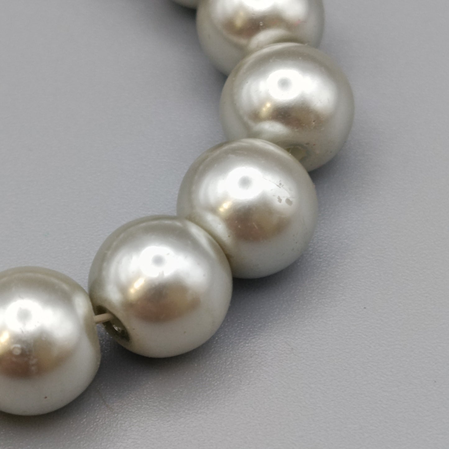 Elegantes Perlenarmband – Klassischer Perlenschmuck