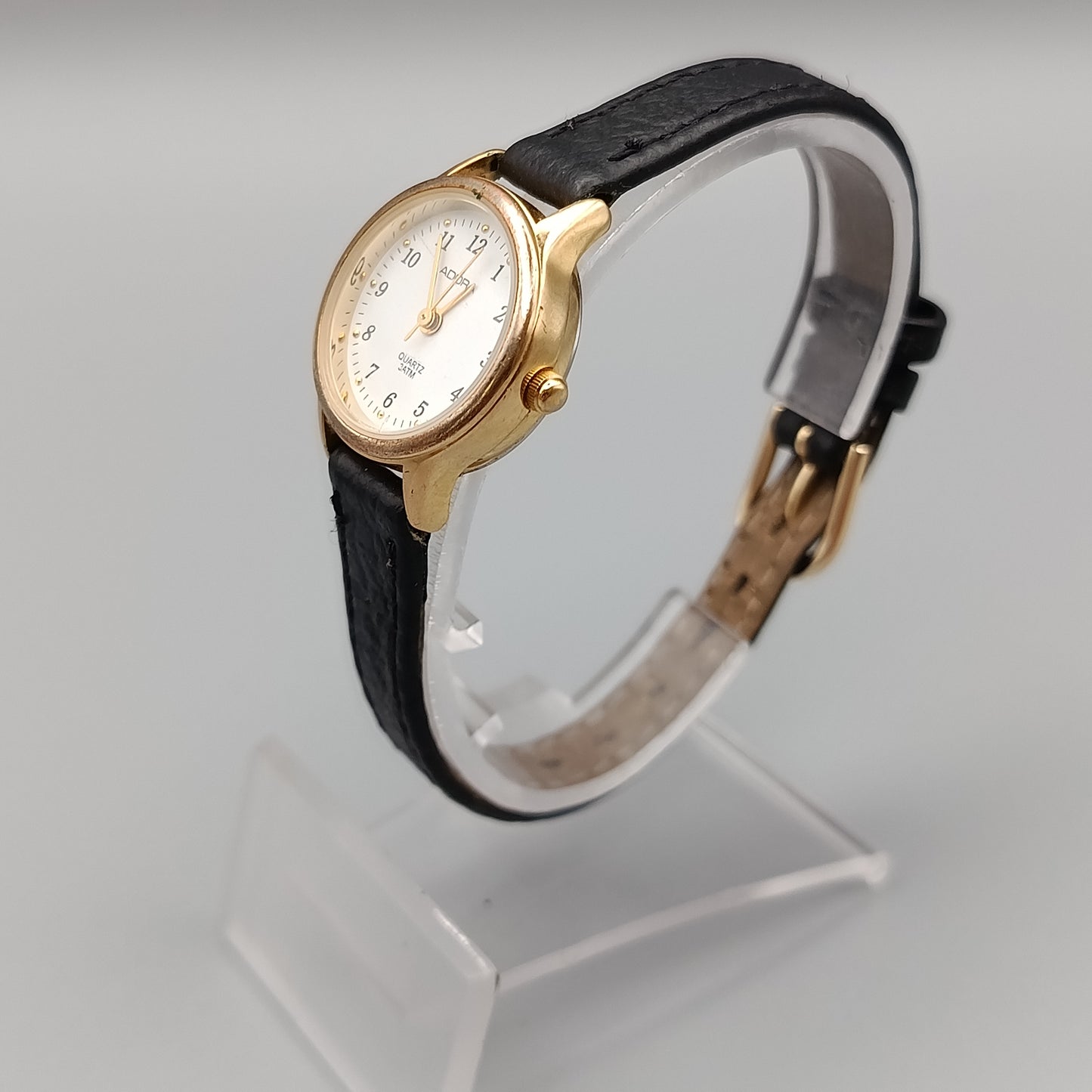 Elegante Adora Damen Uhr – Klassisches Design mit Lederarmband