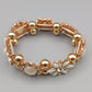 Elegantes Blumen-Armband – Verspieltes Design mit Perlen