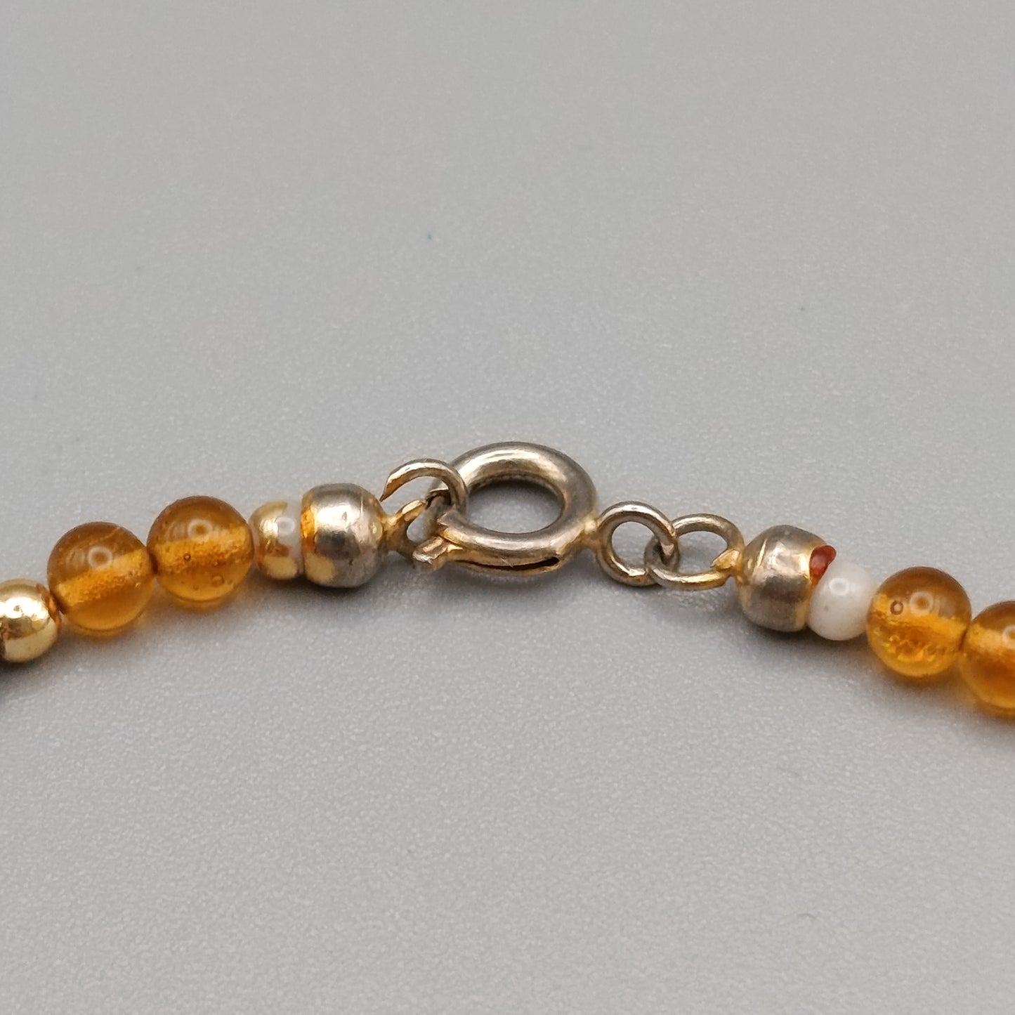 Elegantes Perlenarmband – Stilvolles Design Bernstein