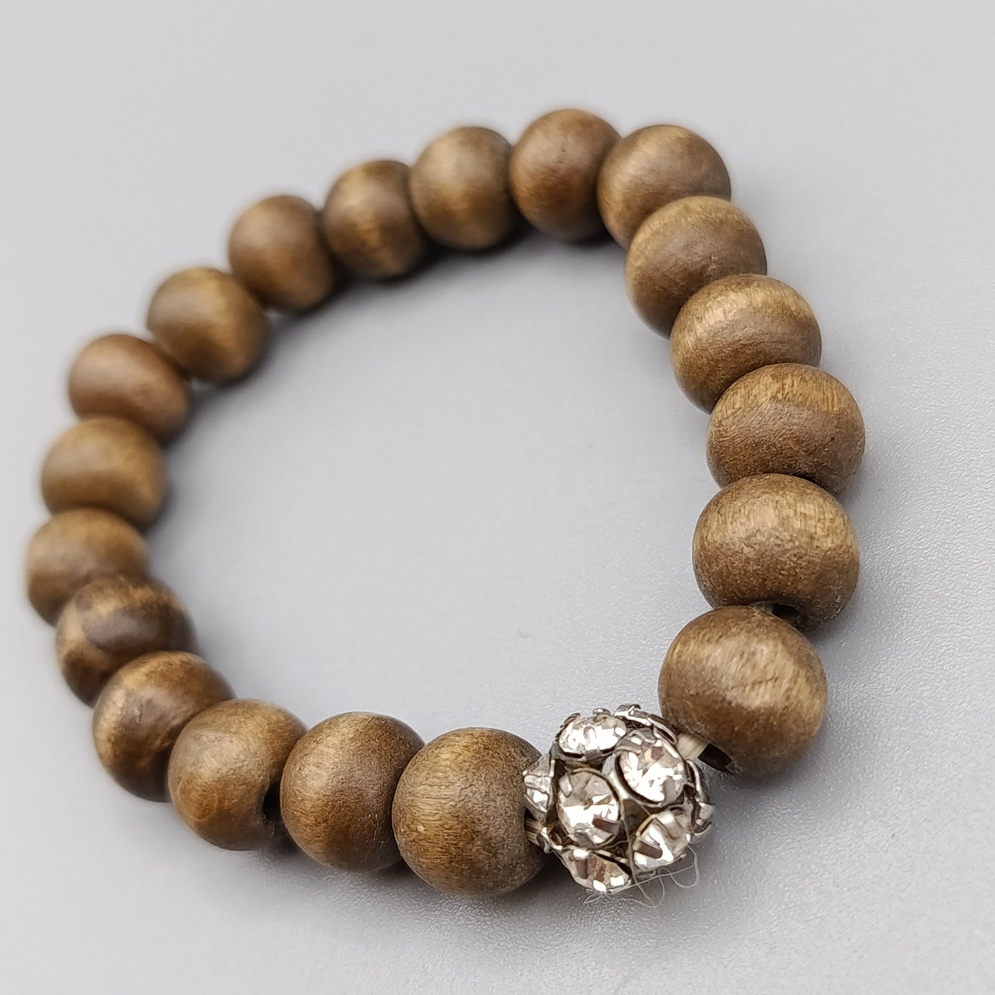 Elegantes Holzperlenarmband – Natürliches Design