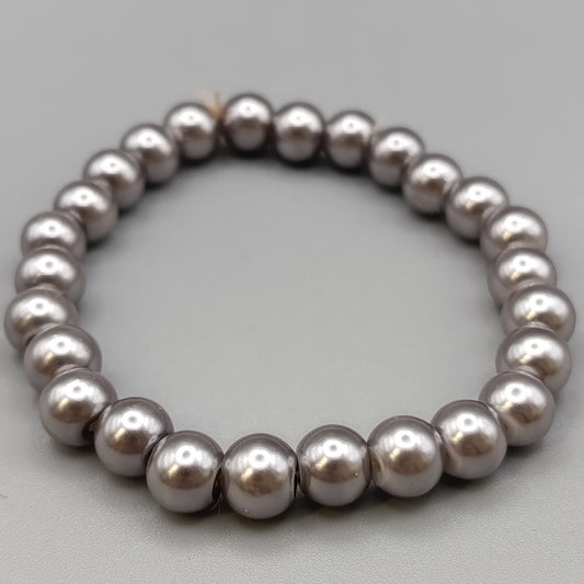 Elegantes Perlenarmband – Stilvolles Design in Grau