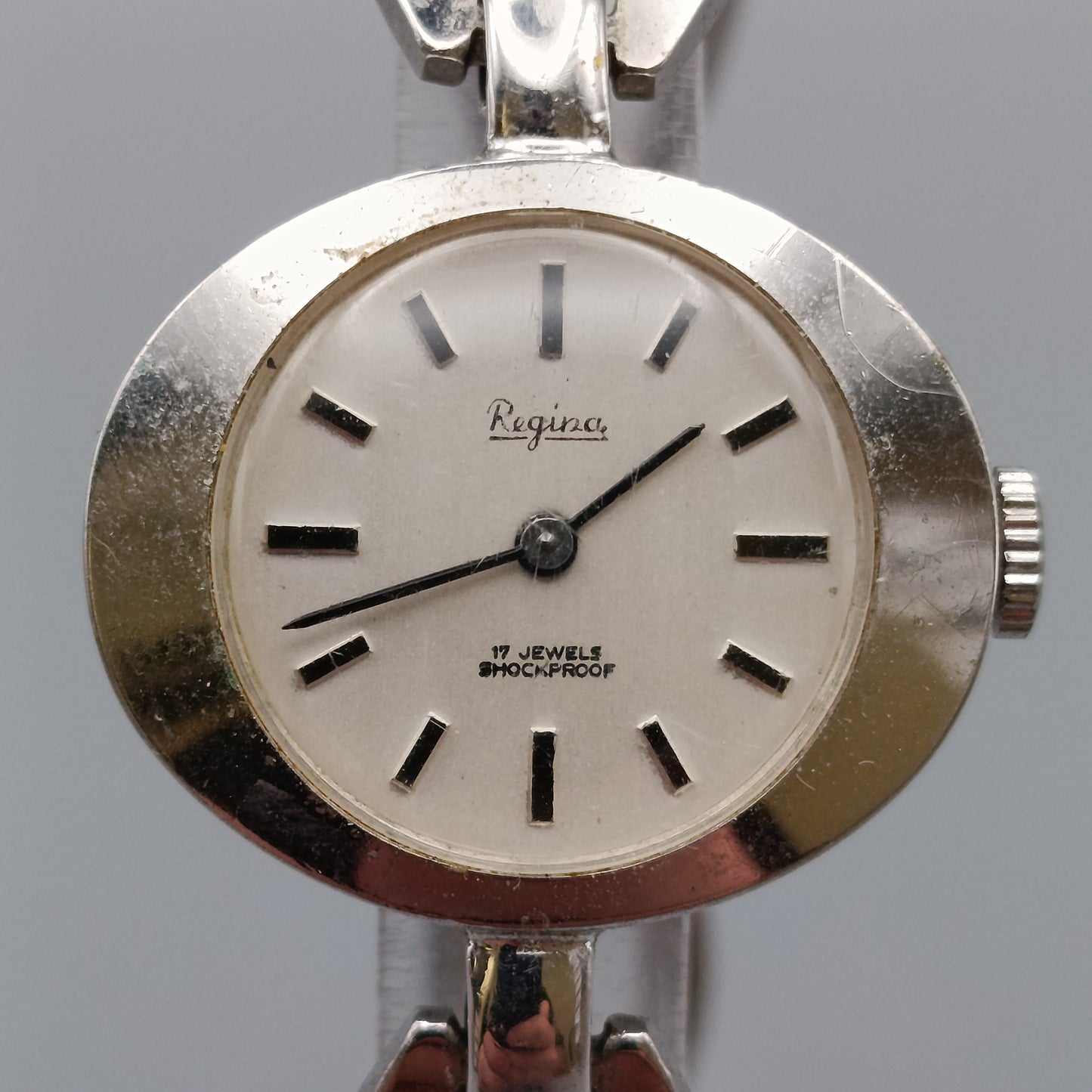 Elegante Regina Damen Uhr – Vintage Design mit Handaufzug