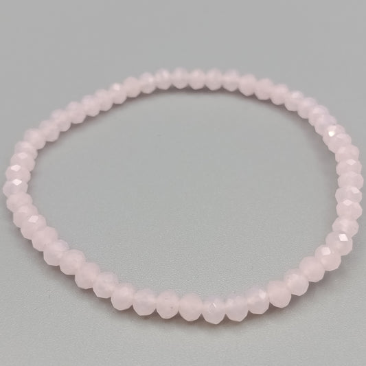 Elegantes Perlenarmband – Zartes Design in Rosa