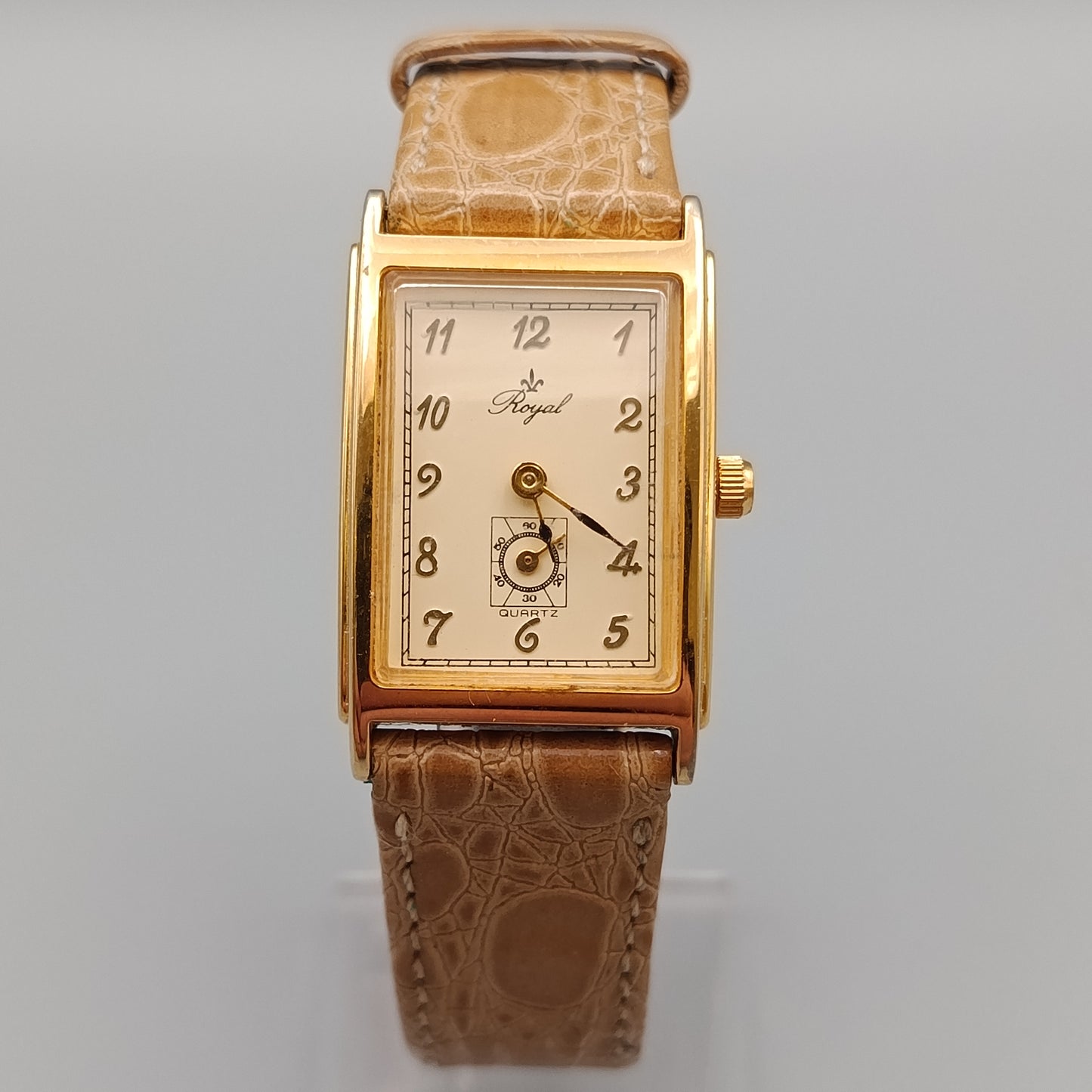 Elegante Royal Damen Uhr – Klassisches Design in Goldoptik