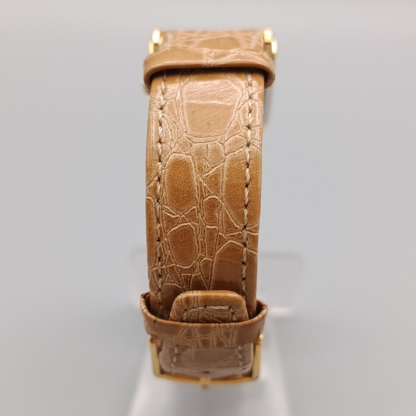 Elegante Royal Damen Uhr – Klassisches Design in Goldoptik