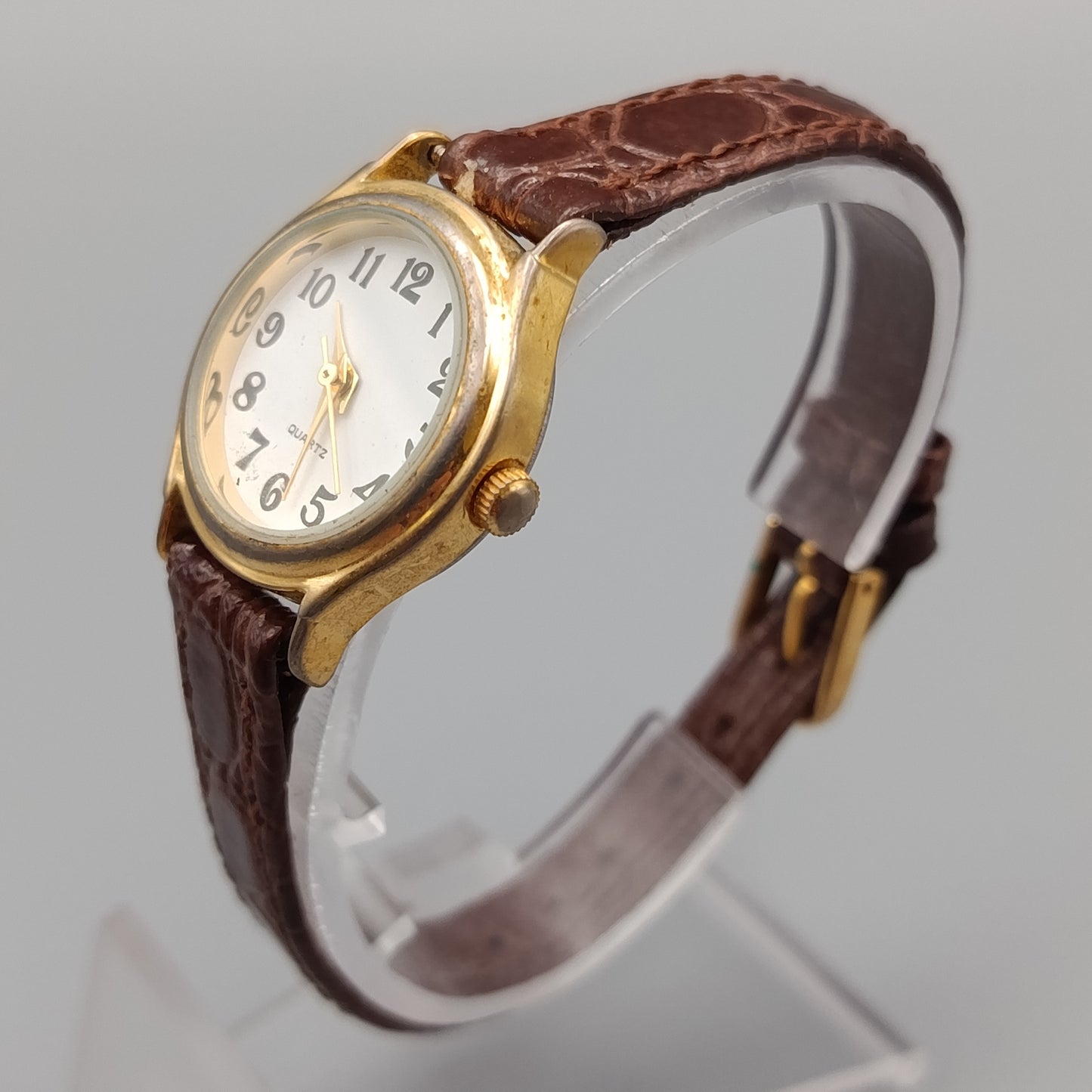 Elegante Damen Uhr – Klassisches Design in Goldoptik