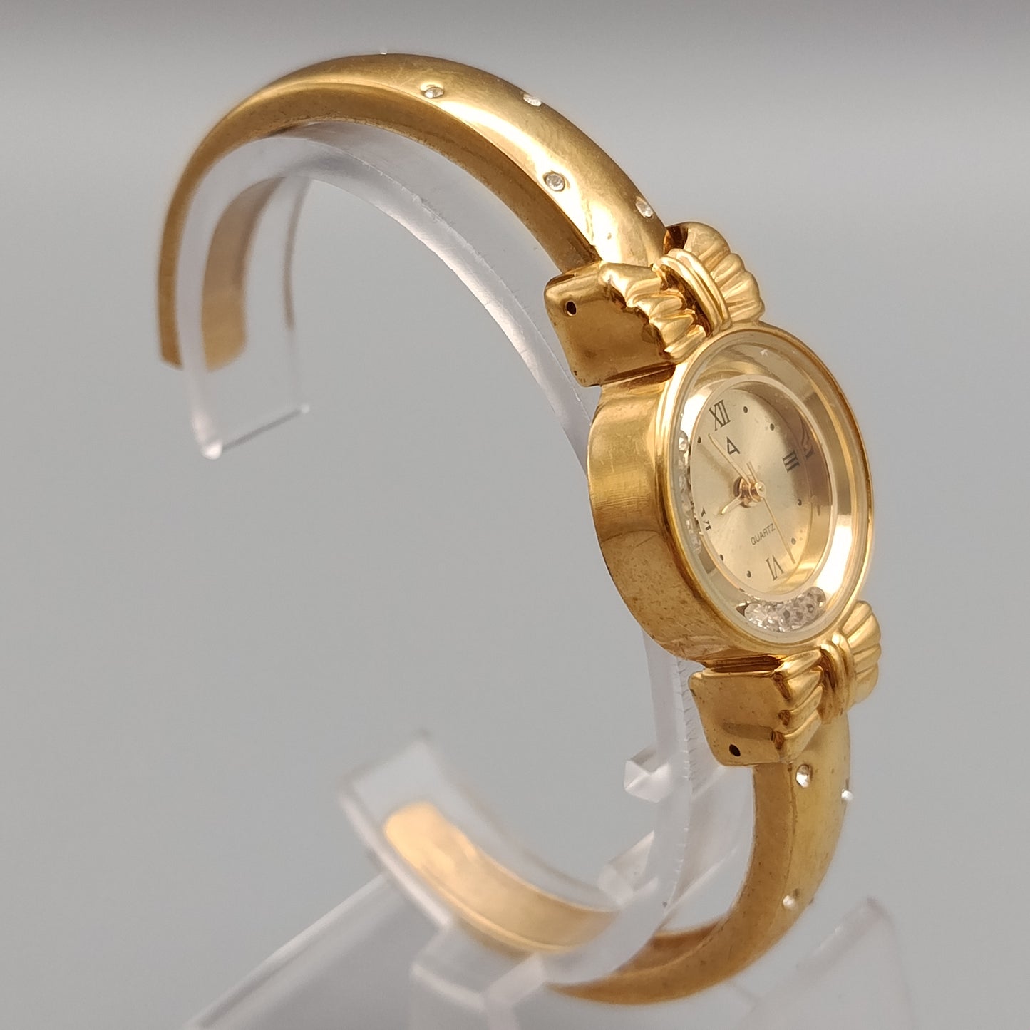 Elegante Damen Uhr – Verspieltes Design in Goldoptik
