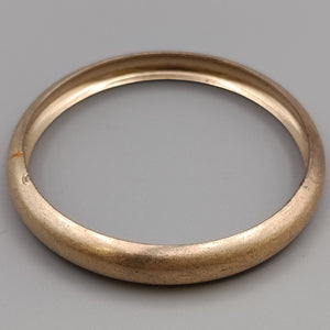 Eleganter Armreif – Klassisches Design in Goldoptik