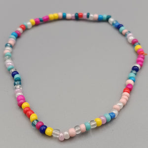 Buntes Perlenarmband – Fröhliches Design
