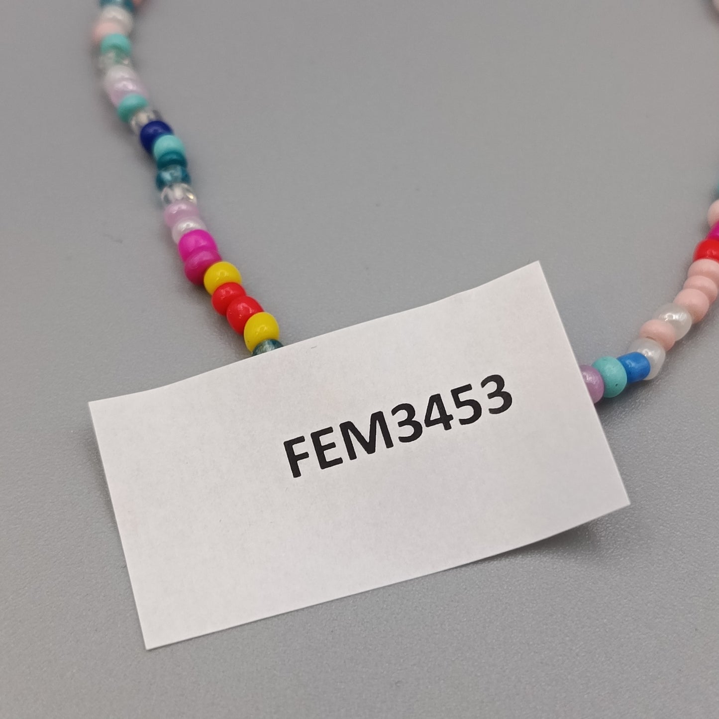 Buntes Perlenarmband – Fröhliches Design