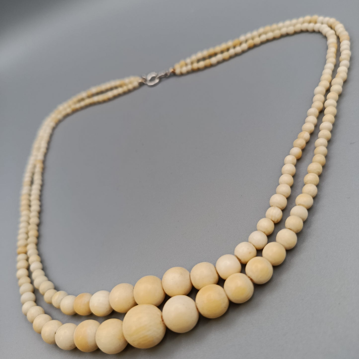 Elegante Perlenkette – Klassisches Design mit 925 Silber Verschluss