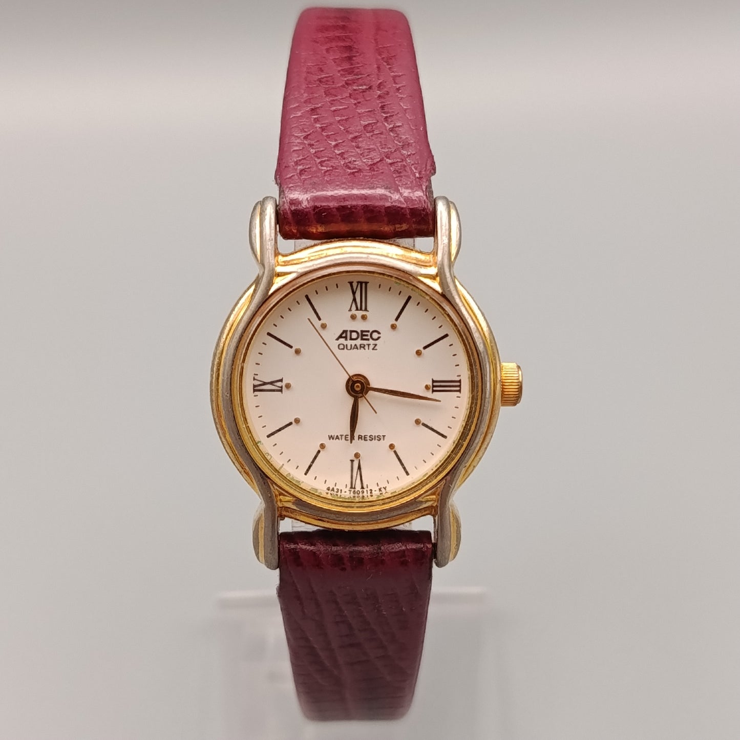 Elegante Adec Uhr – Klassisches Design mit Lederarmband