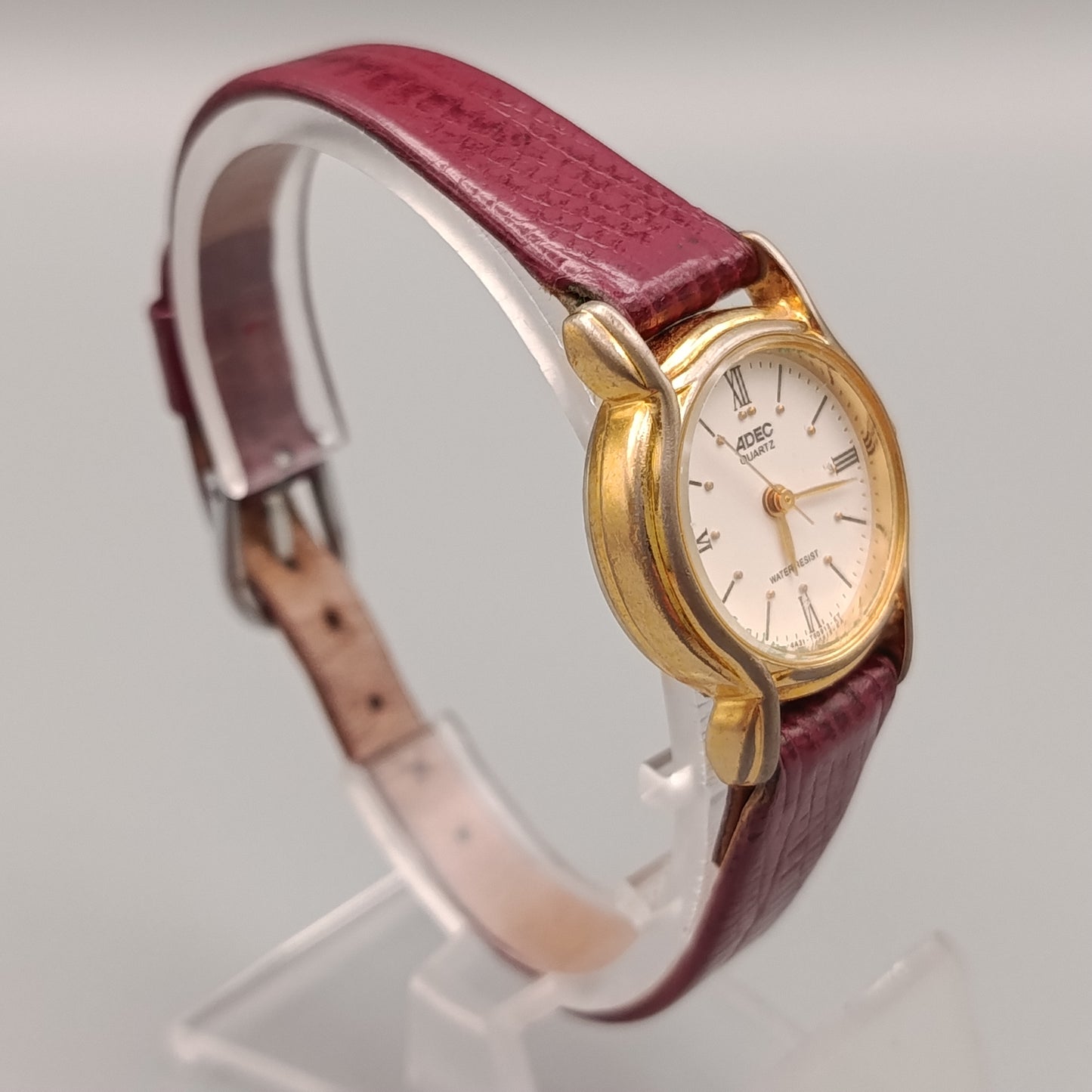 Elegante Adec Uhr – Klassisches Design mit Lederarmband
