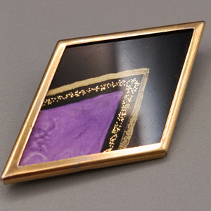 Elegante Brosche – Geometrisches Design in Gold, Schwarz und Lila
