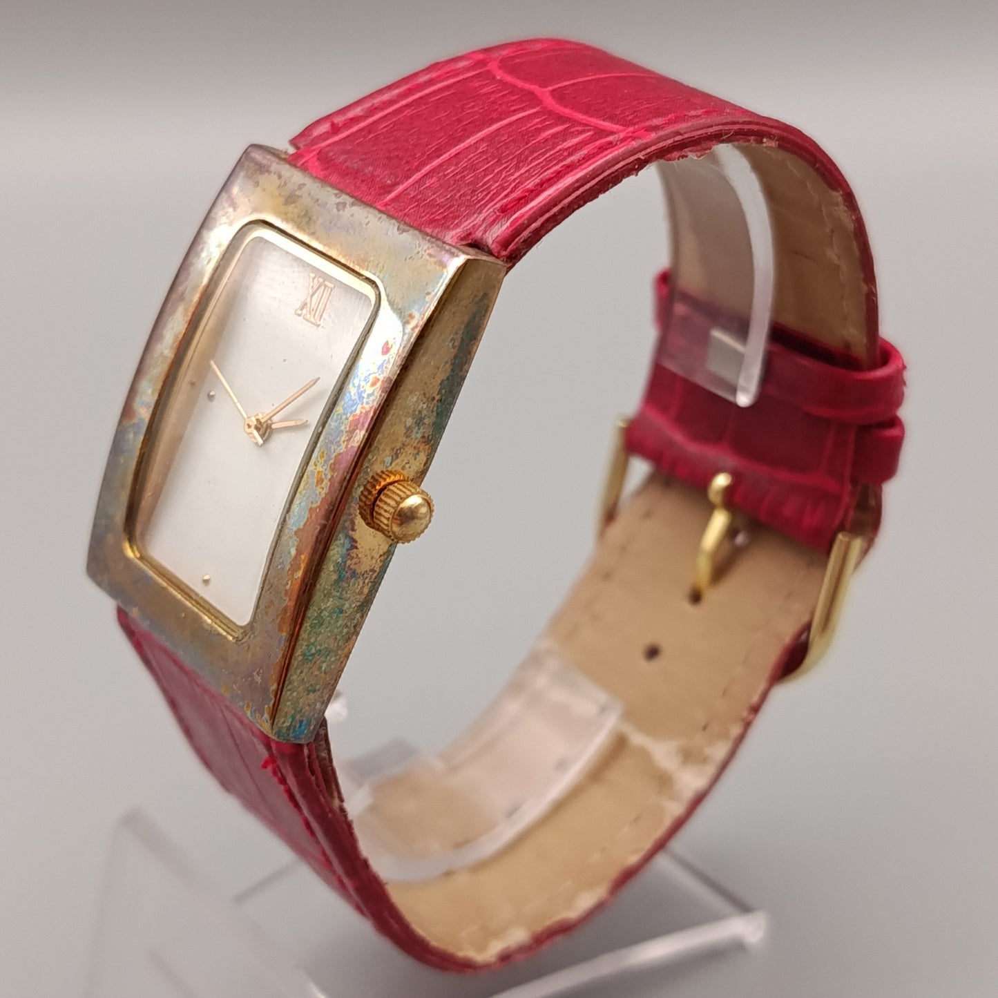 Elegante Damen Uhr – Rechteckiges Design in Goldoptik