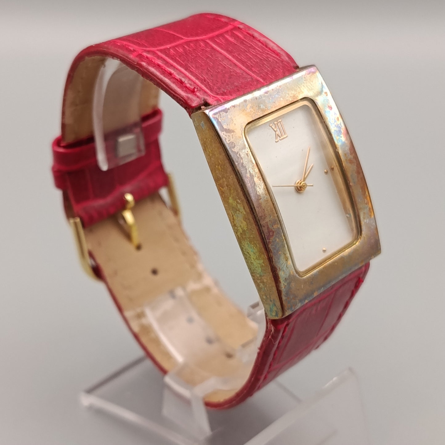 Elegante Damen Uhr – Rechteckiges Design in Goldoptik