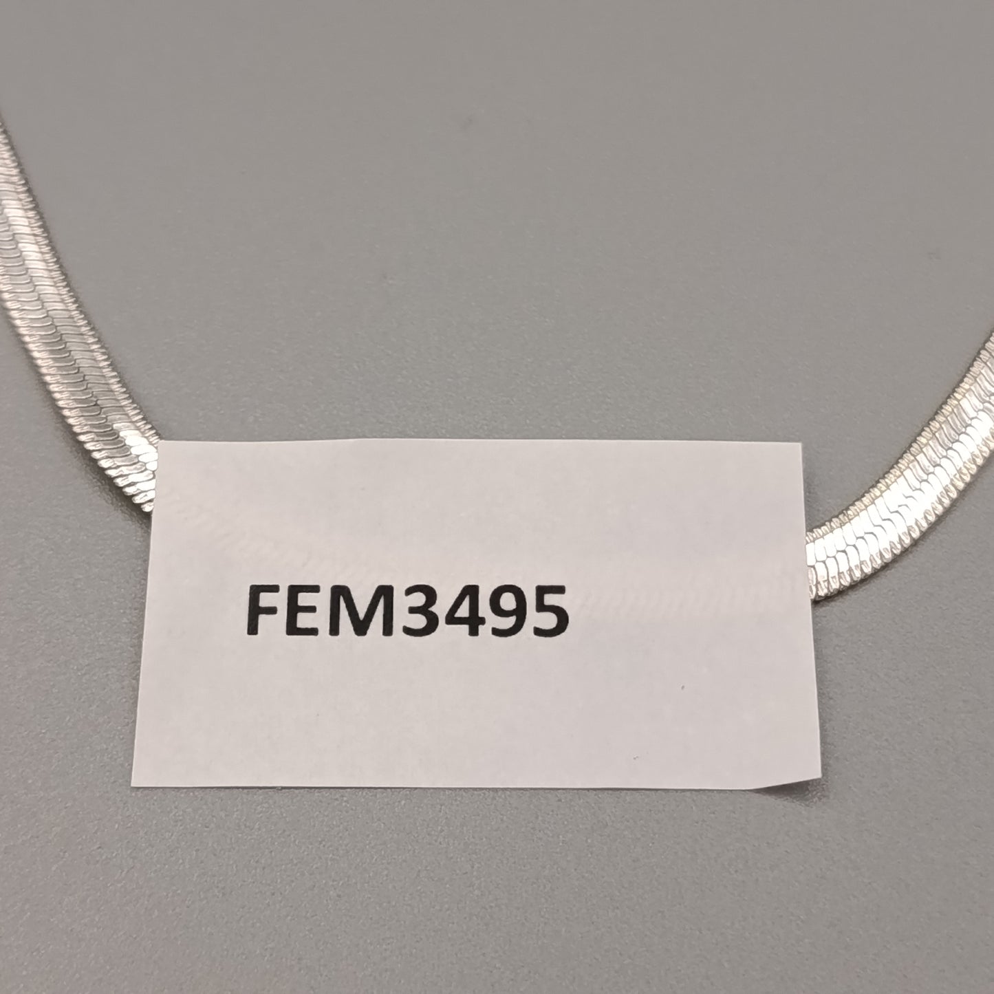 Elegante Schlangenkette – Klassisches Design in Silberoptik