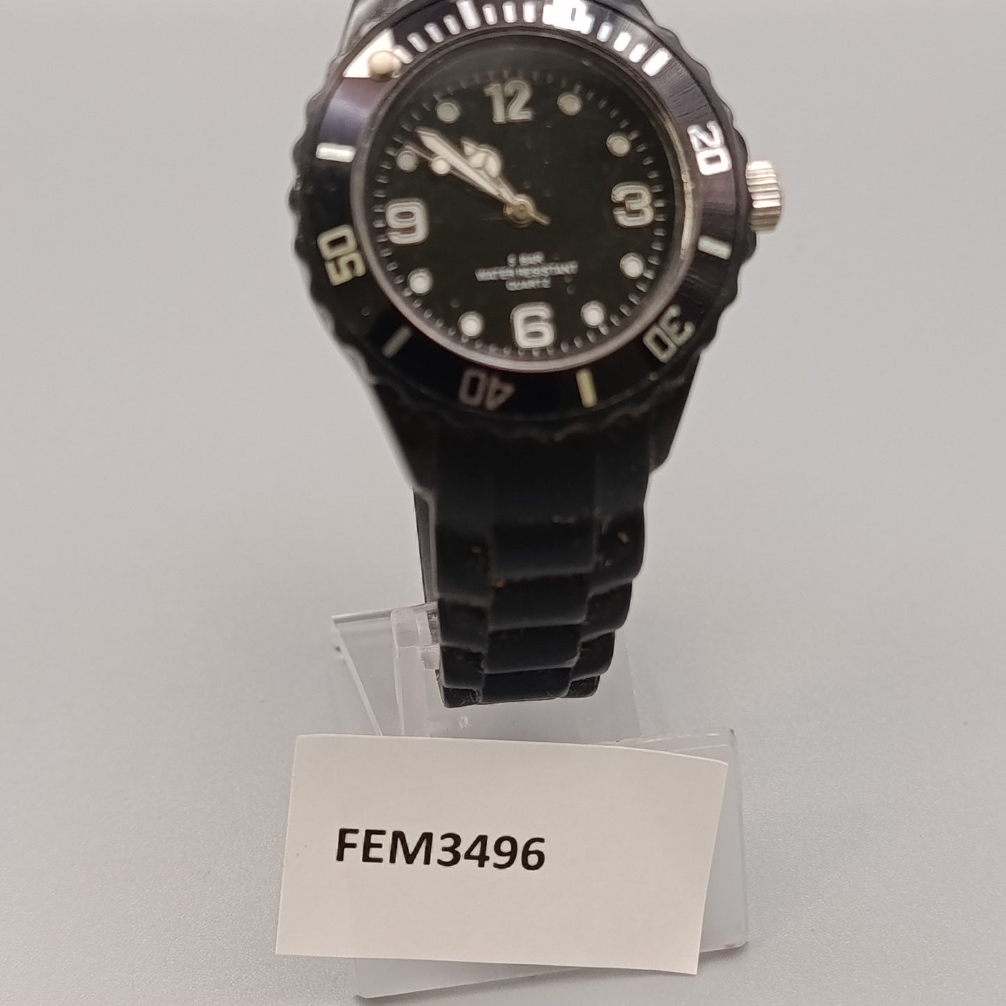 Elegante Damen Uhr – Sportliches Design in Schwarz