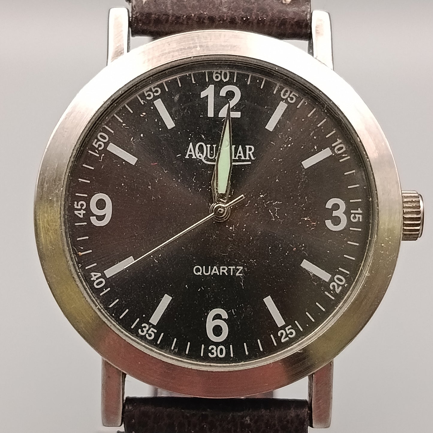 Elegante Aquamar Damen Uhr – Klassisches Design