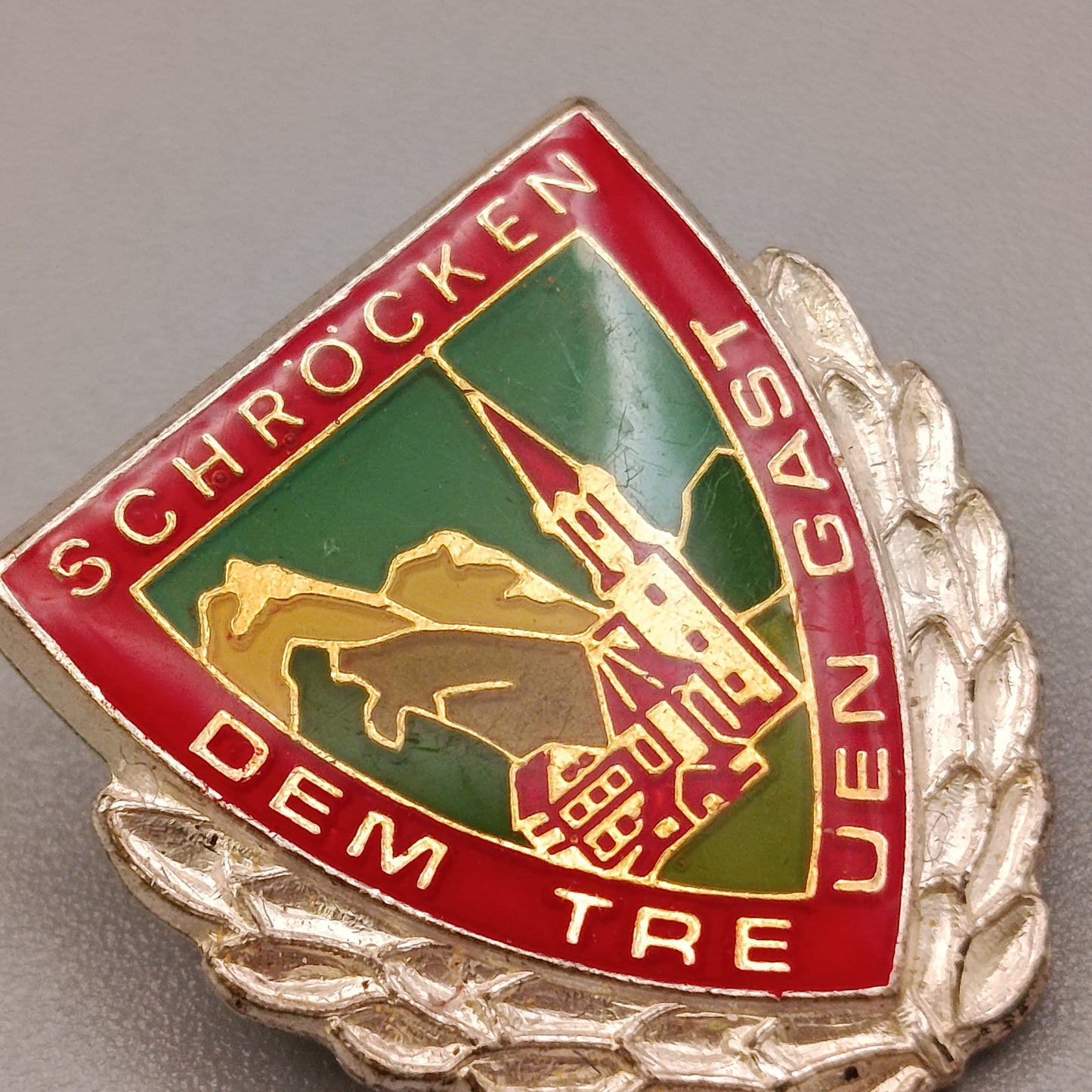 Elegante Sammler-Brosche – Schröcken am Arlberg Souvenir