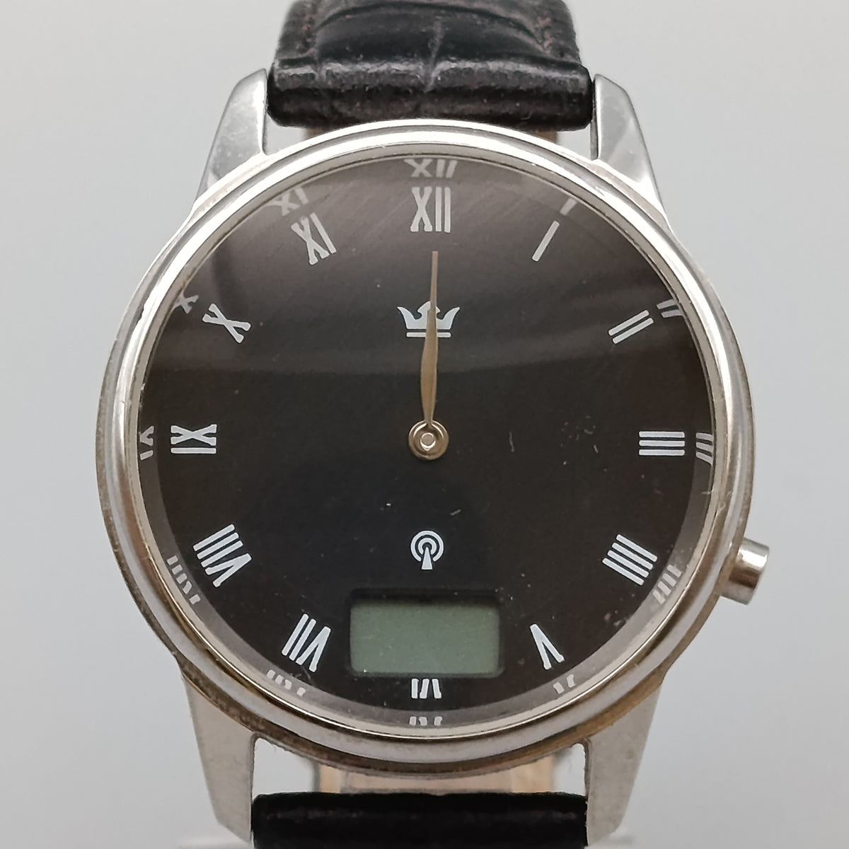 Klassische Herren Uhr – Dualanzeige und Lederarmband