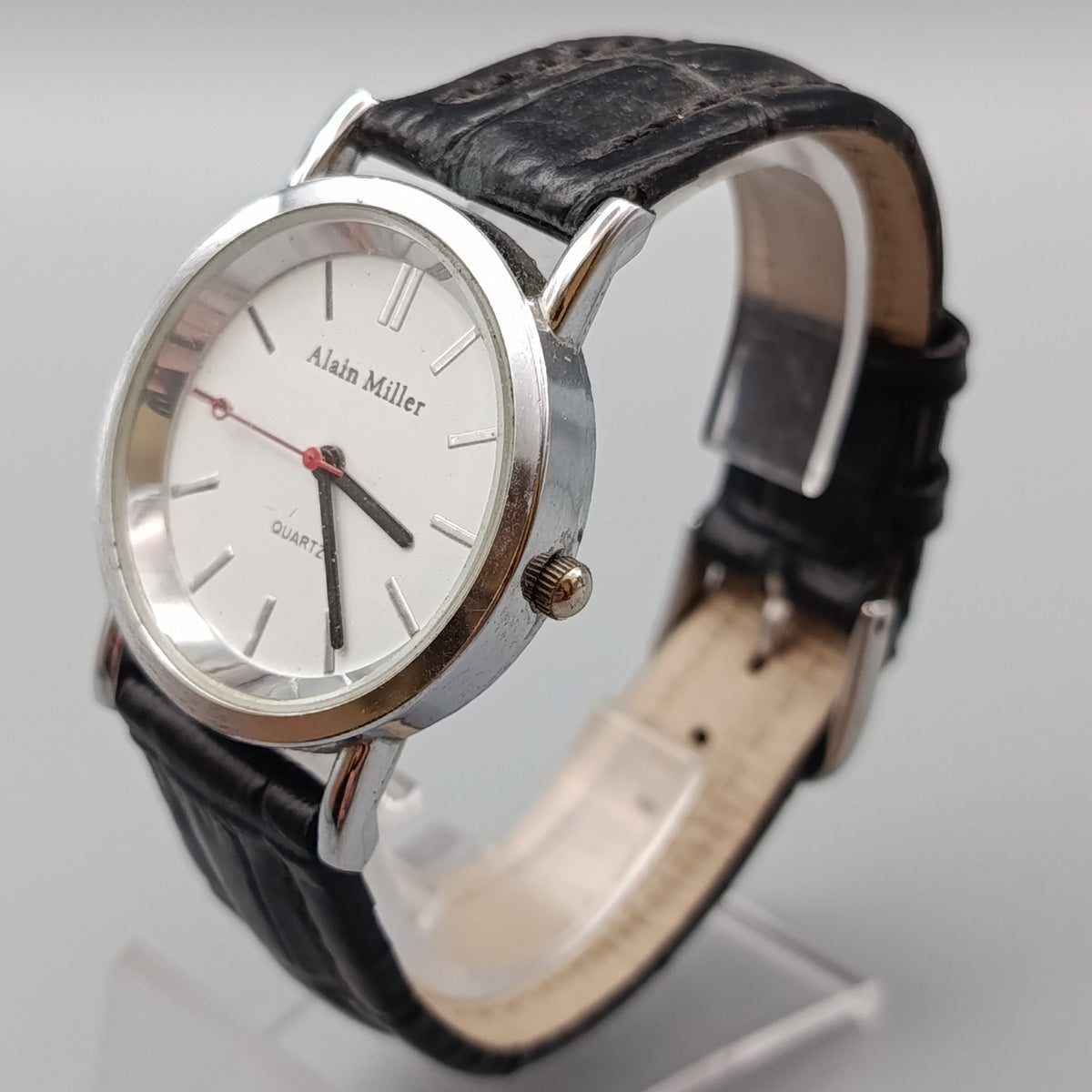 Klassische Alain Miller Herren Uhr – Weißes Zifferblatt