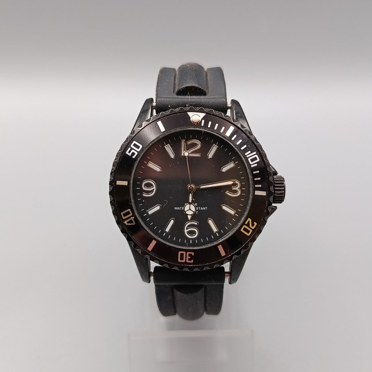 Sportliche Herren Uhr im Taucher-Design – Schwarz