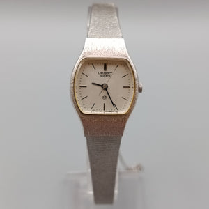 Klassische Orient Damen Uhr – Silberfarbenes Gehäuse