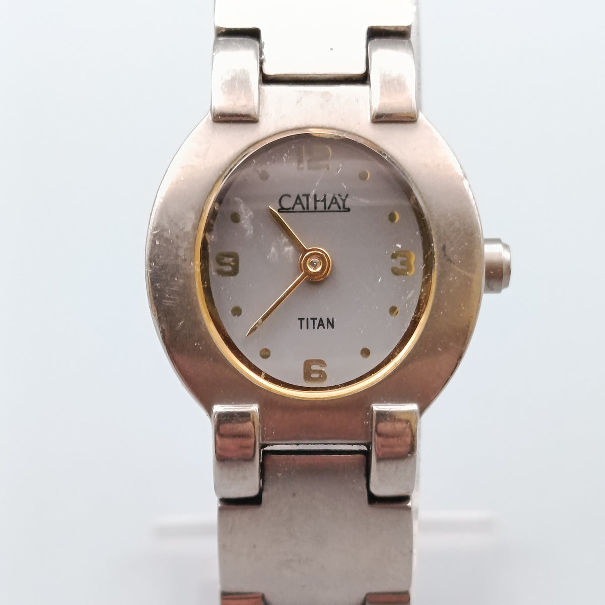 Klassische Cathay Titan Damen Uhr – Bicolor Design