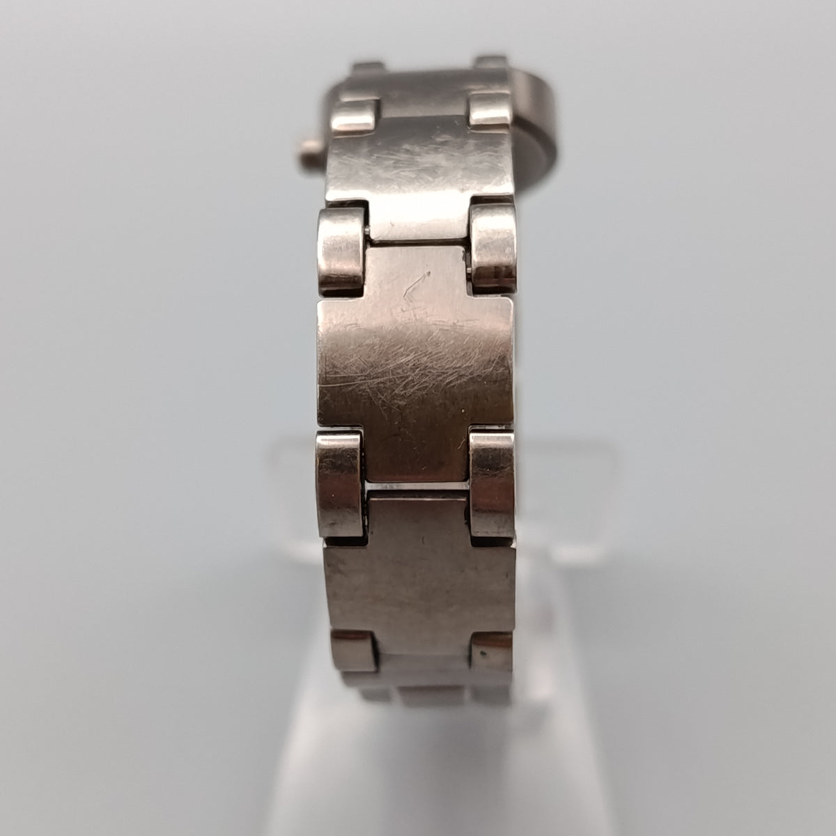 Klassische Cathay Titan Damen Uhr – Bicolor Design