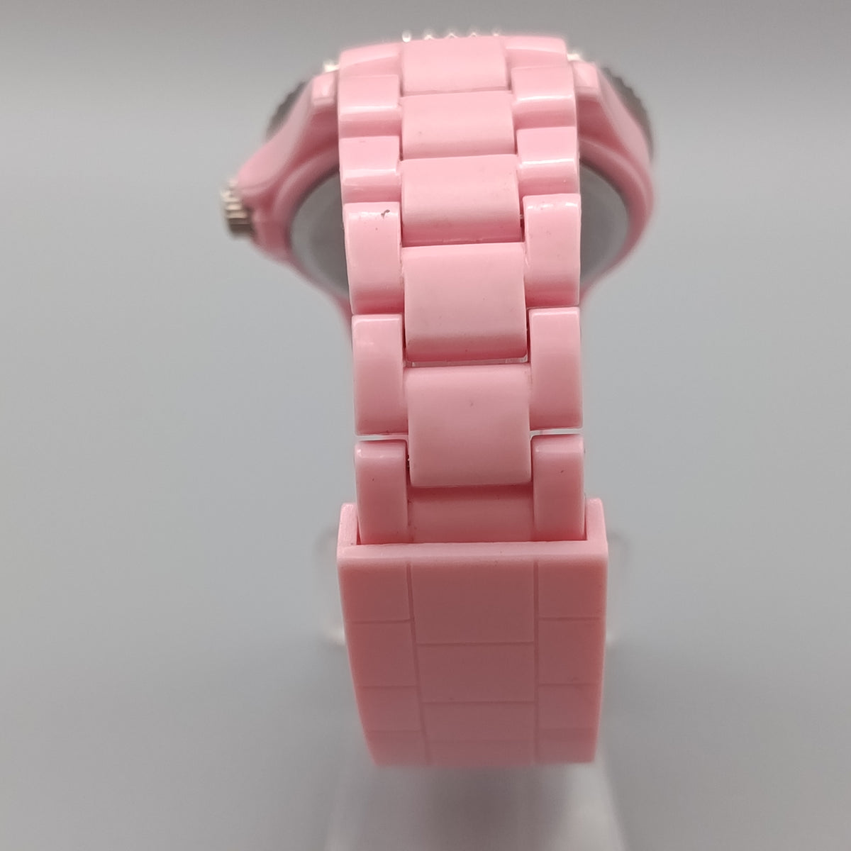 Sportliche Damen Uhr in Rosa – Modernes Taucher-Design