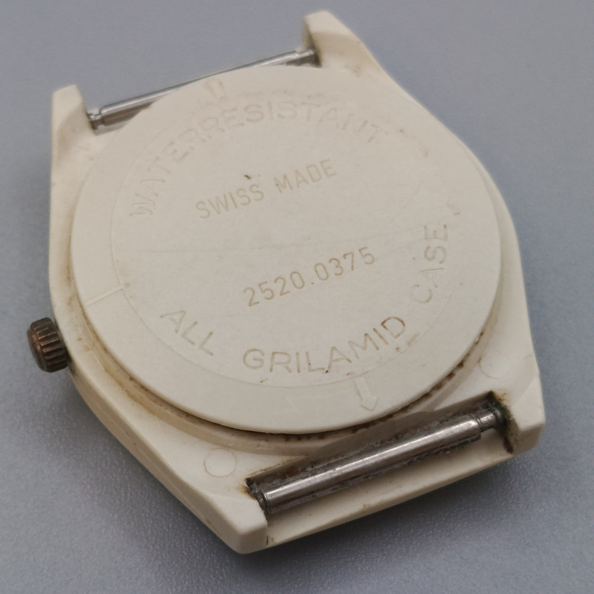Klassische Swiss Made Damen Uhr – Minimalistisch