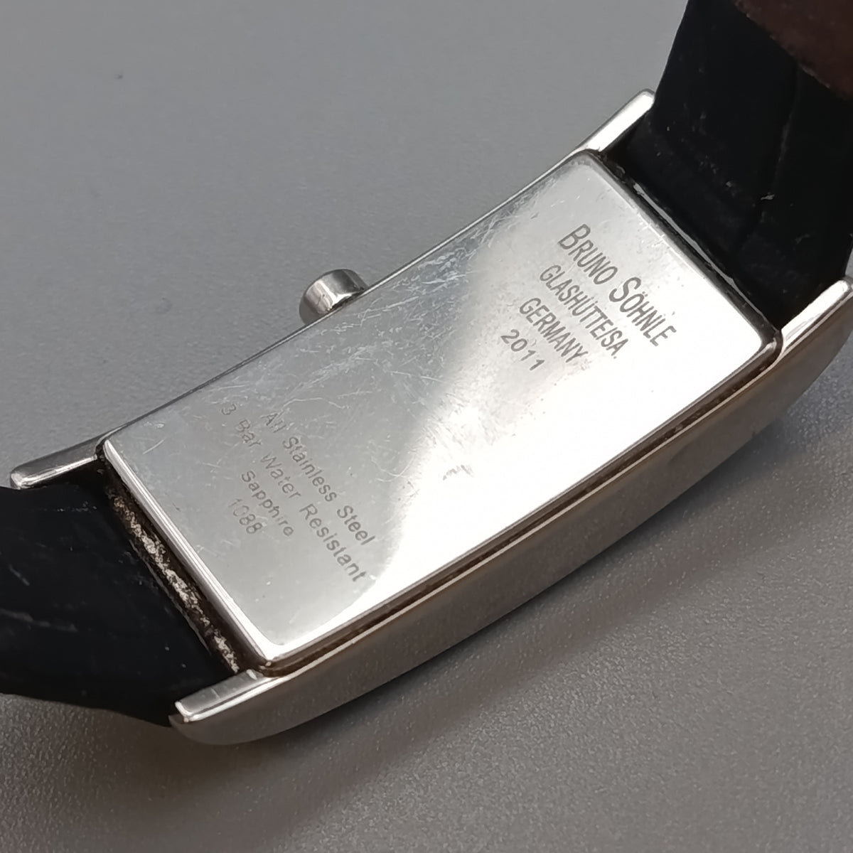 Elegante Bruno Söhnle Damen Uhr – Rechteckiges Design