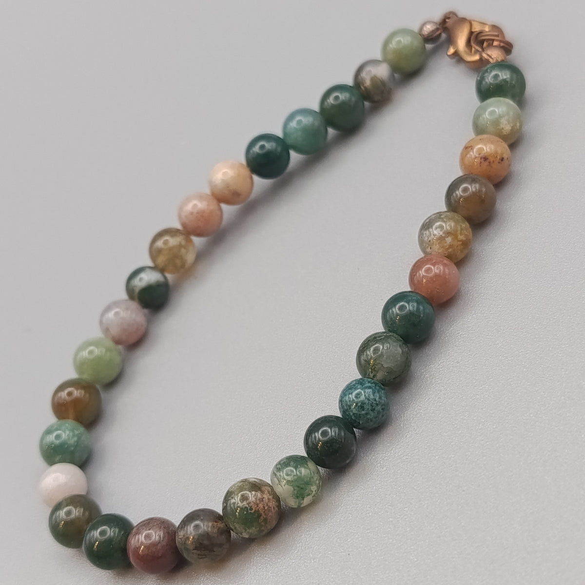 Farbenfrohes Naturstein Armband – Bunte Kugelperlen