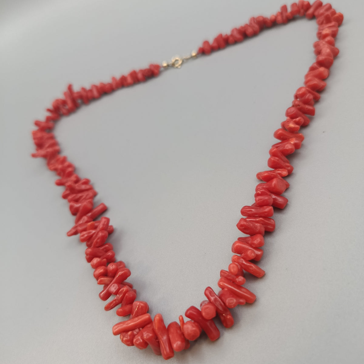 Elegante Korallenkette – Echte Rote Koralle