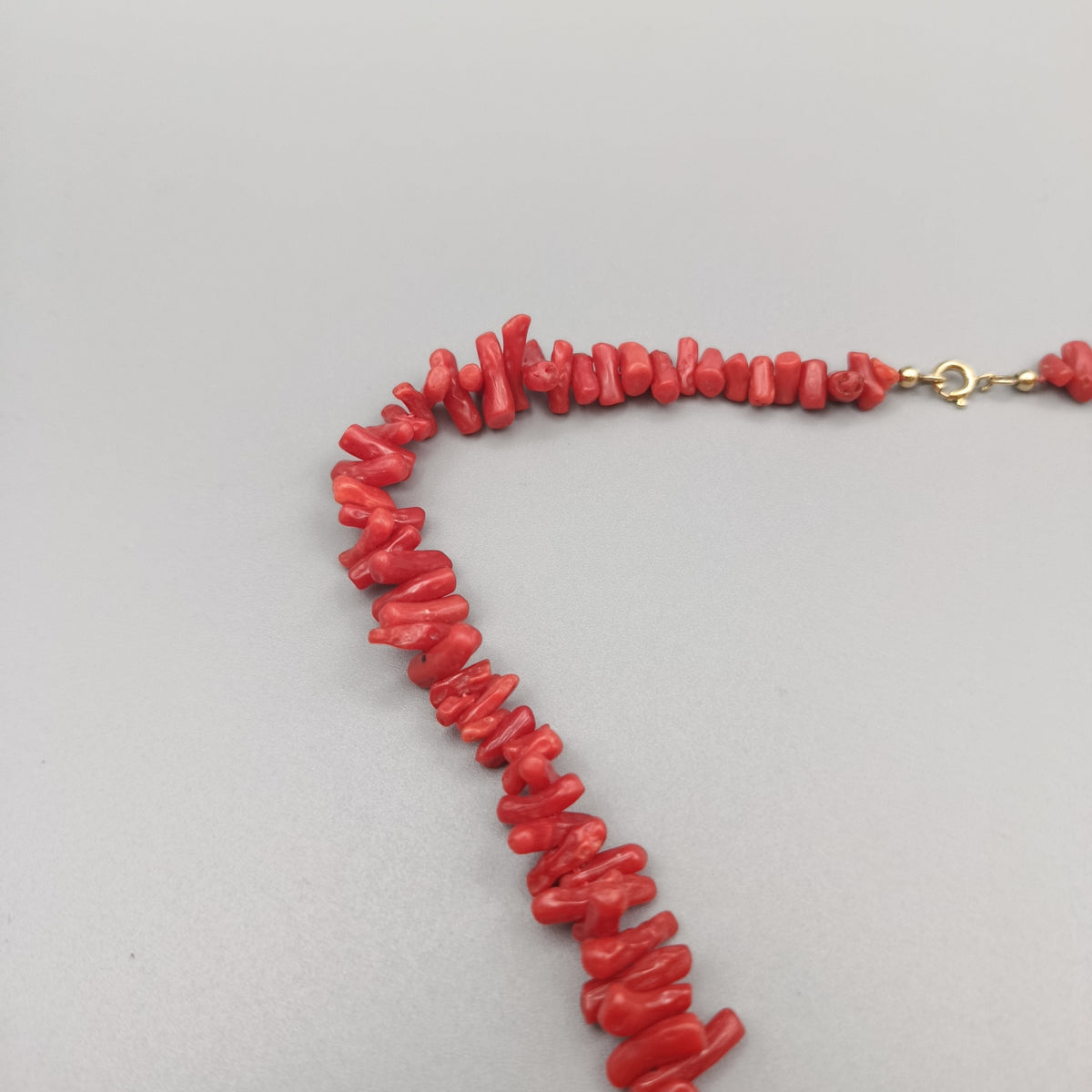 Elegante Korallenkette – Echte Rote Koralle