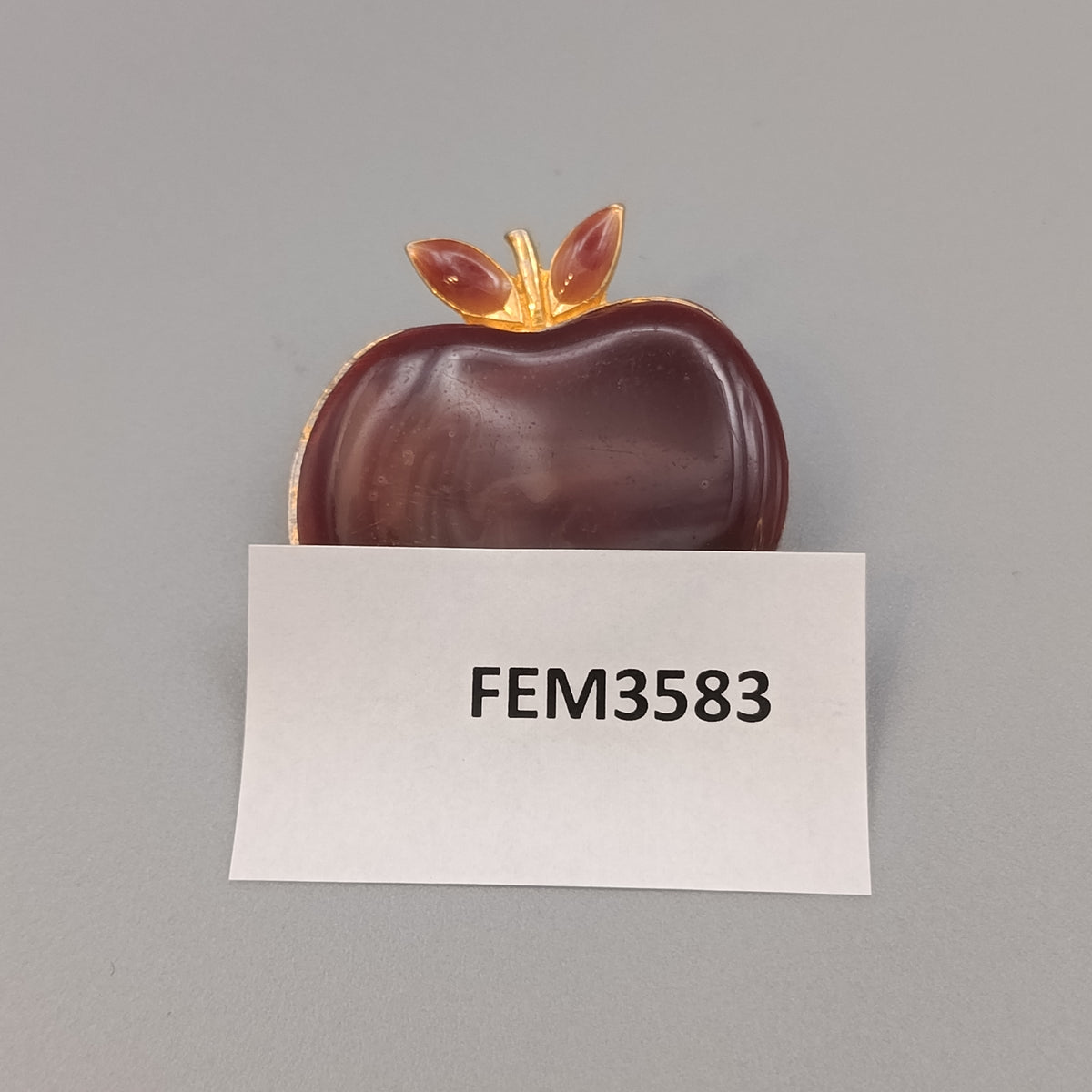 Elegante Apfel Brosche in Goldoptik – Farbige Emaille