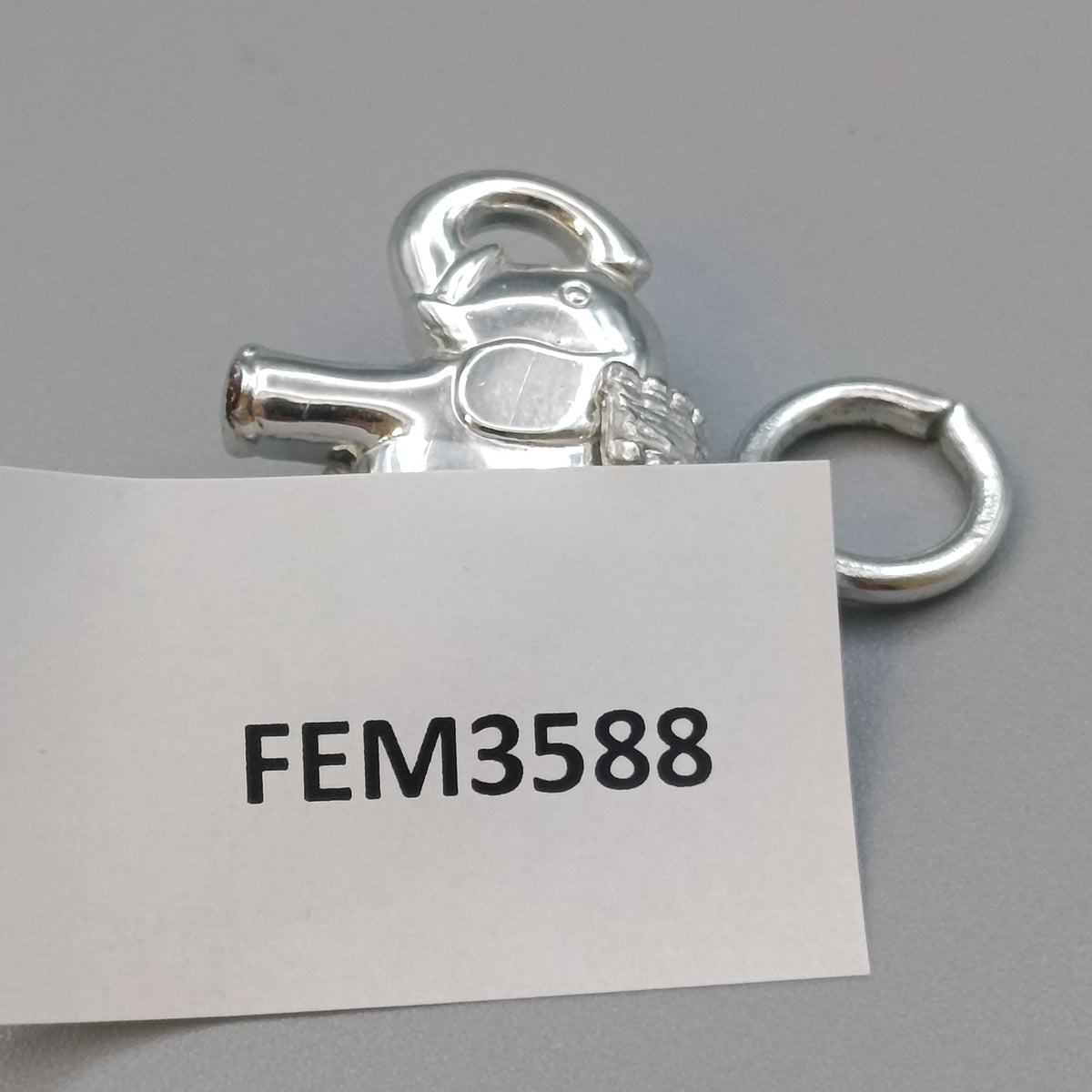 Niedlicher Elefant Charm Anhänger – Silberfarbener