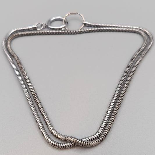Klassische Schlangenkette – Silberfarbenes Zeitloses Design