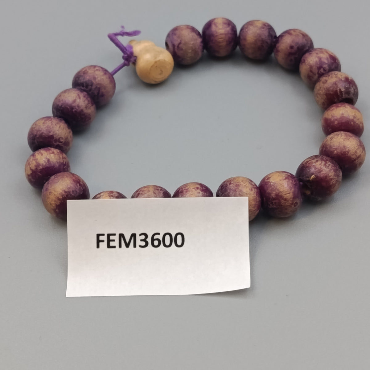 Elegantes Holzperlen Armband – Violett-Melierte Perlen