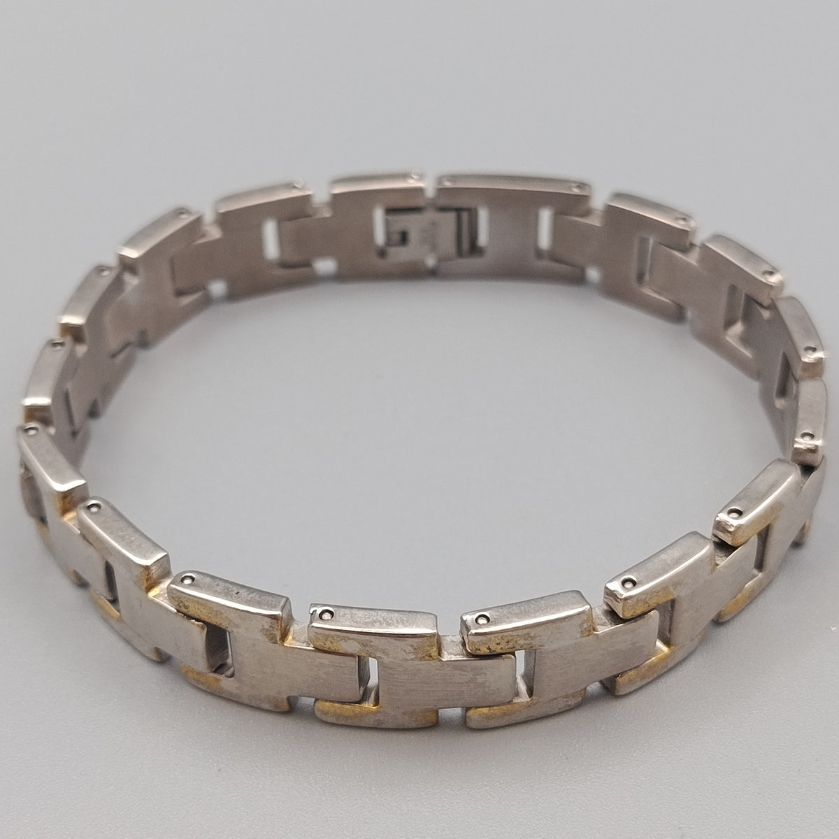 Massives Edelstahl Armband – Robustes Design