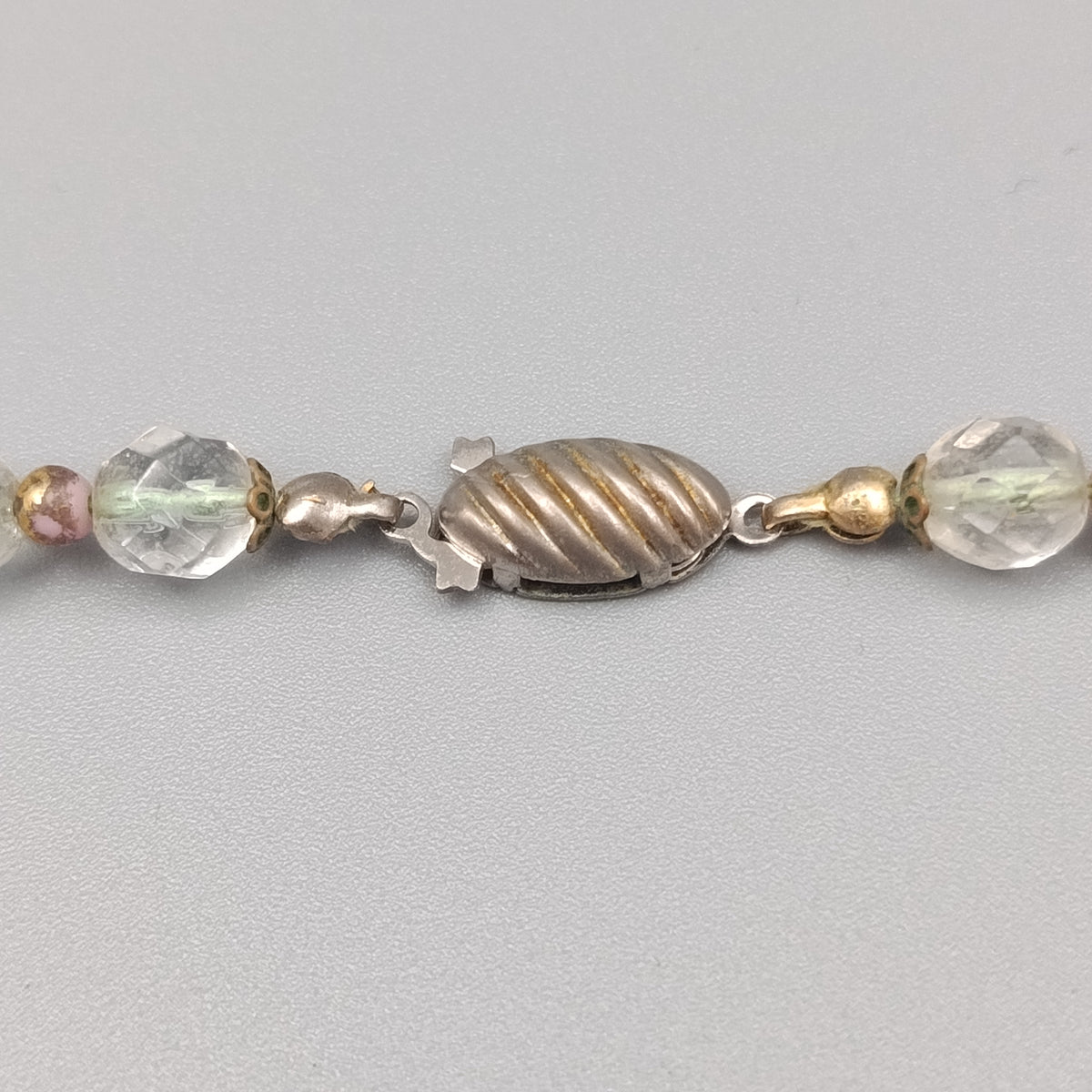 Elegante Glasperlenkette –Klare Facettierte Perlen