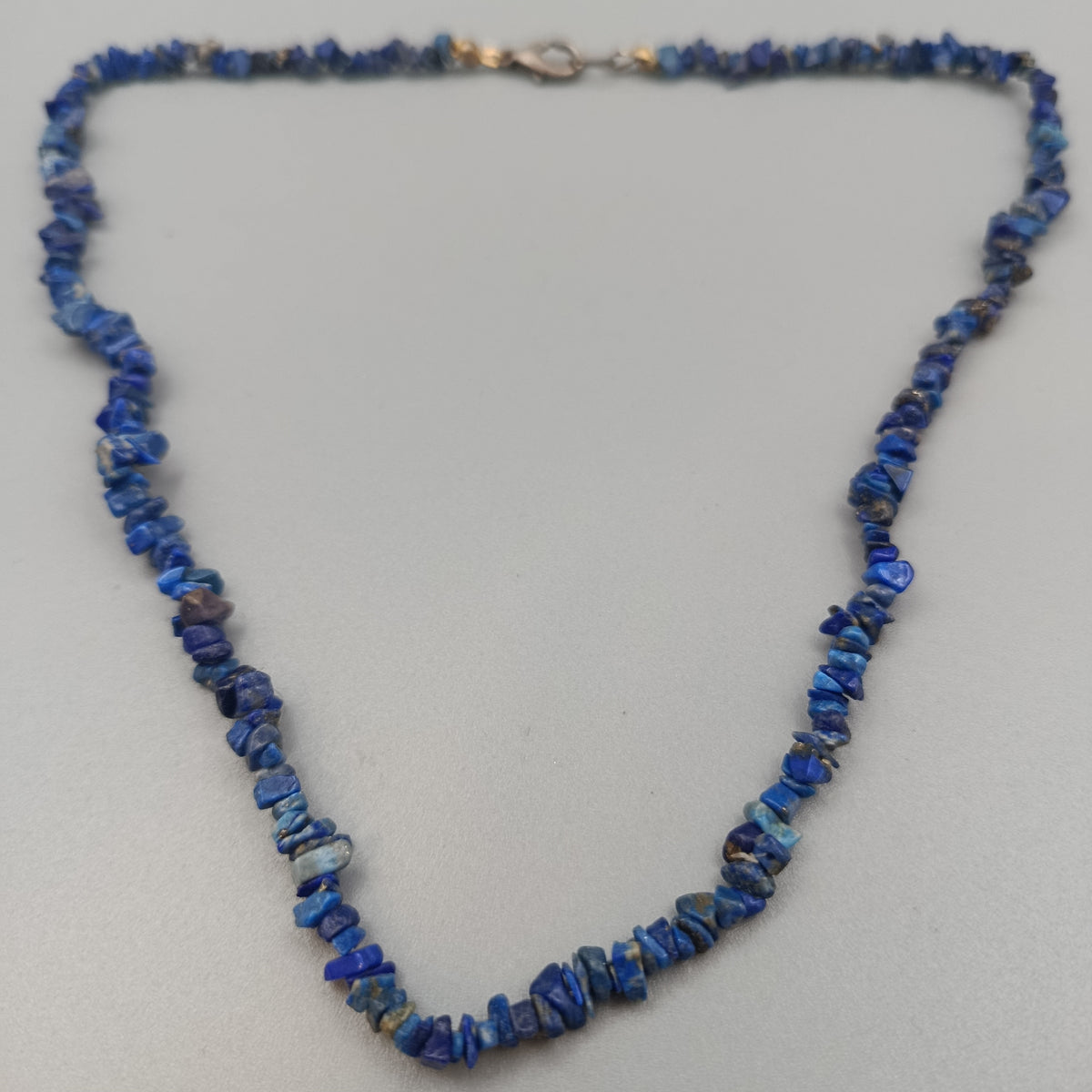 Elegante Lapislazuli Splitterkette – Naturstein Kette