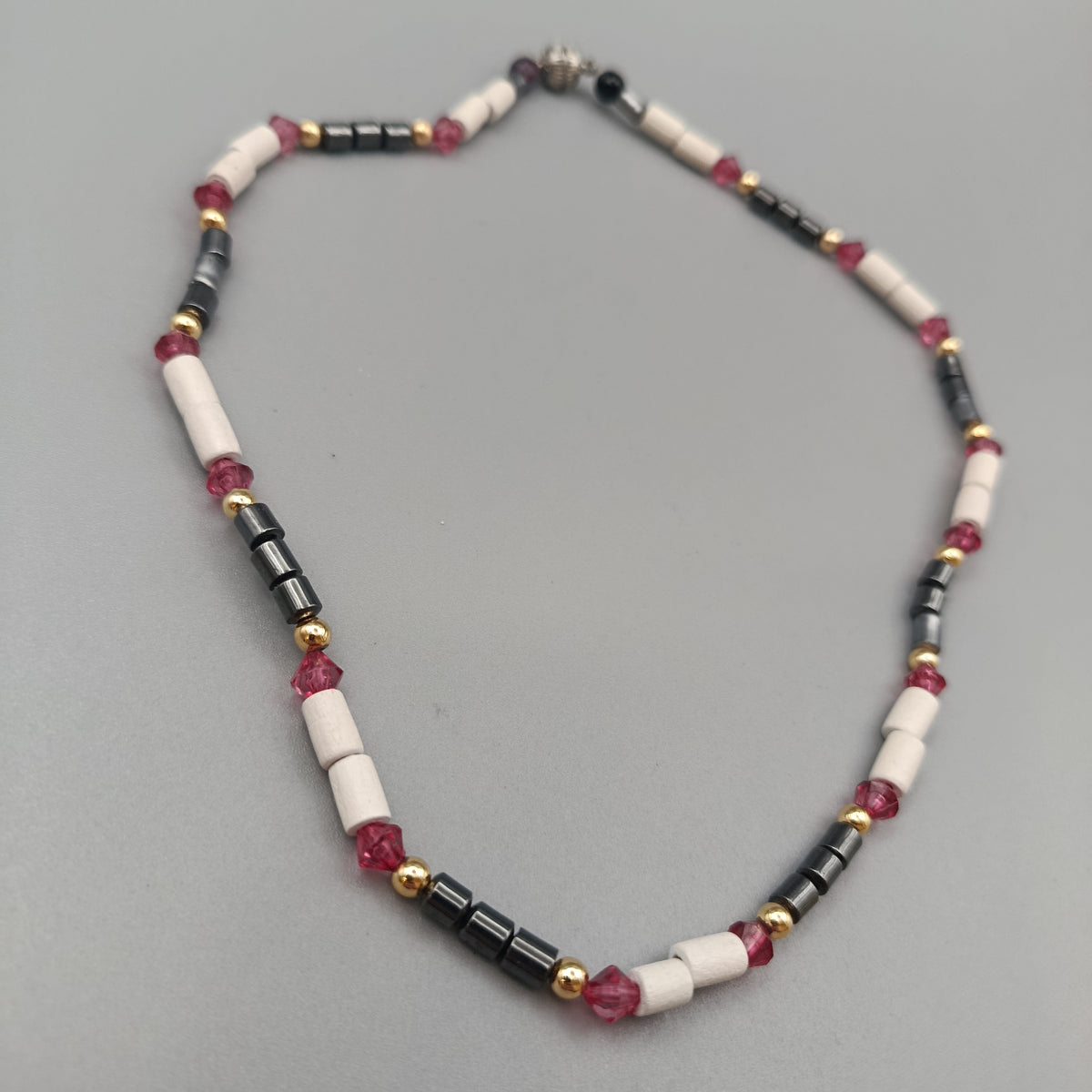 Bunte Schmuck Kette mit Hämatit und Glasperlen