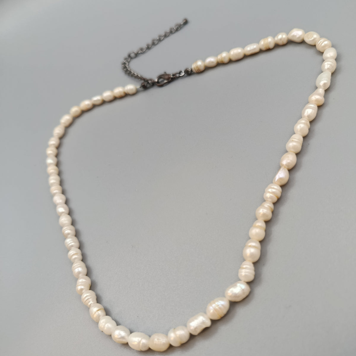 Elegante Süßwasserperlen Kette – Klassischer Perlenschmuck