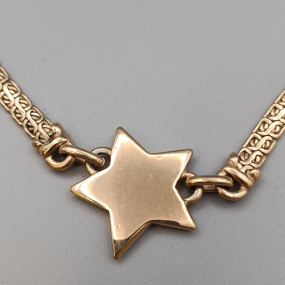 Elegante Stern Kette – Vergoldeter Halsschmuck